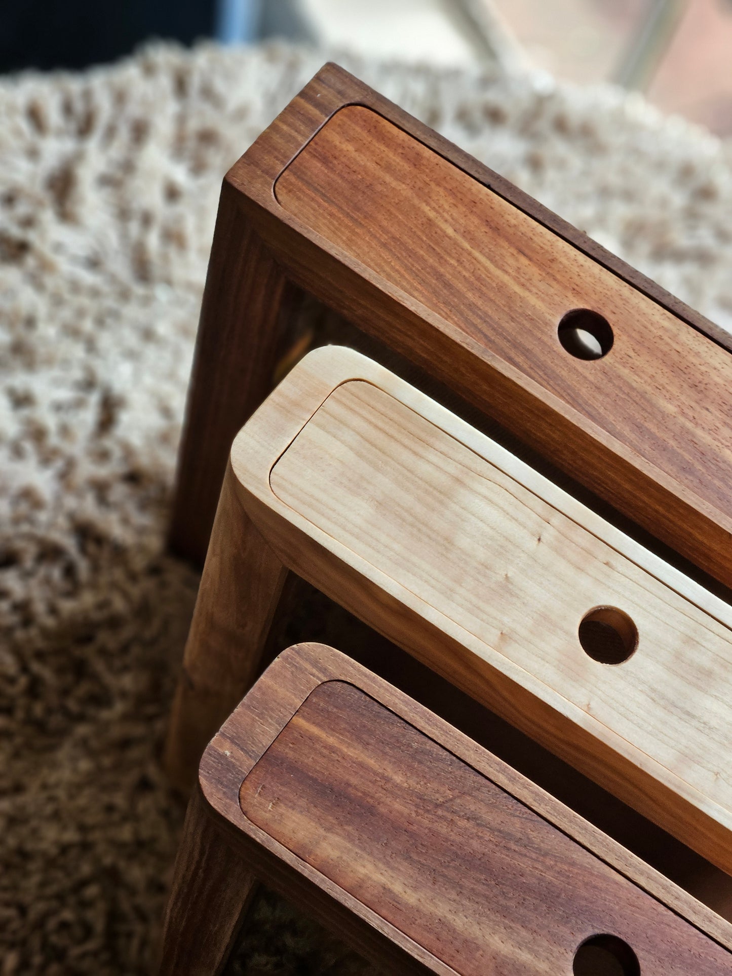 Kids Artwork Frame with Monthly Cards – Top-Opening Wooden Children’s Art Display (A4 / 8.5×11)