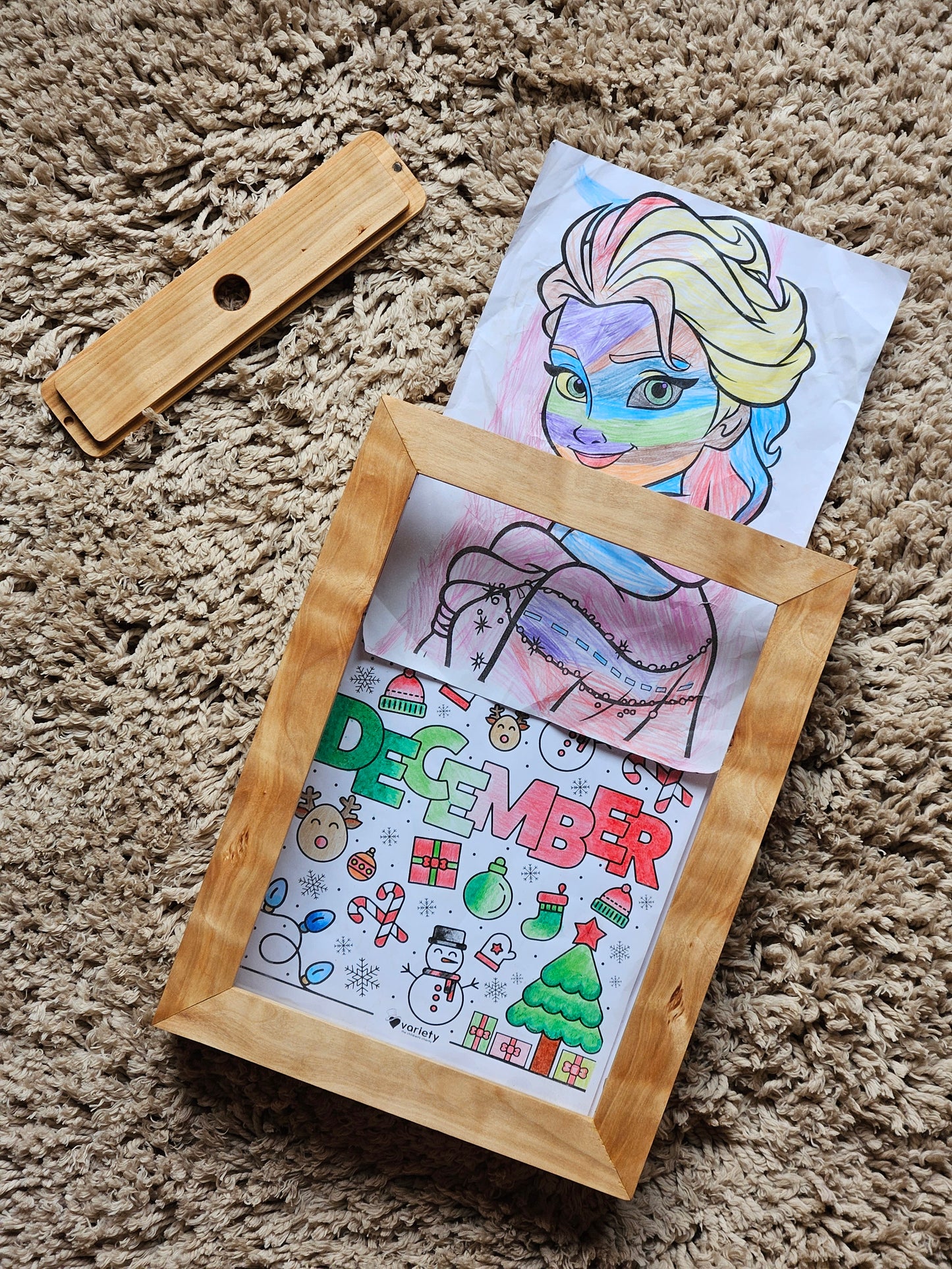 Kids Artwork Frame with Monthly Cards – Top-Opening Wooden Children’s Art Display (A4 / 8.5×11)